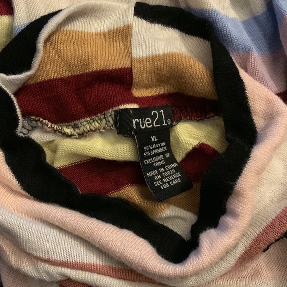 Striped autumn 🍂 sweater - Picture 5 of 5